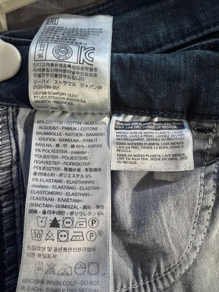 Jeans Levi’s 710 Super Skinny W27/L32 - photo numéro 11