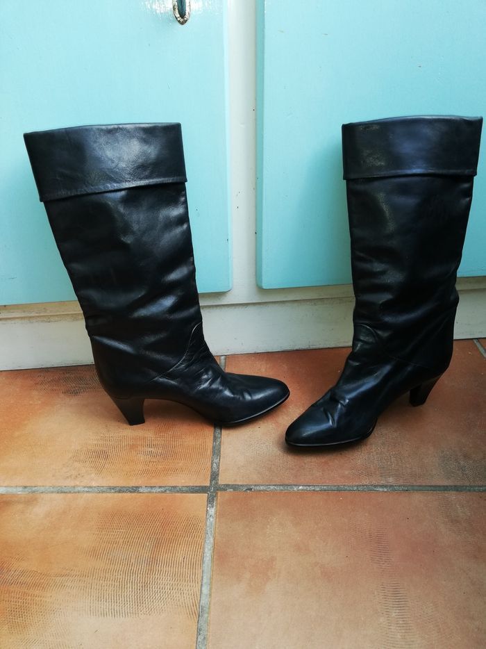 Bottes en cuir noir p40 - photo numéro 5