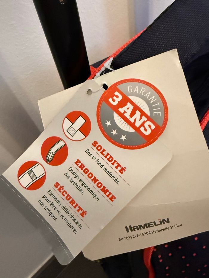 Cartable sac à dos roulette chipie  neuf - photo numéro 12