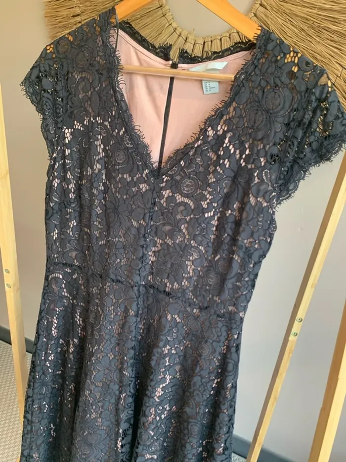 Robe brodé H&M - photo numéro 2