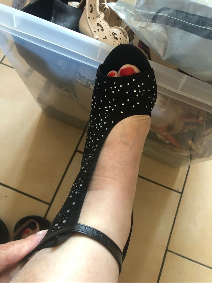 Magnifiques Sandales talons noir