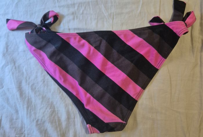 Maillot de Bain 2 pièces - photo numéro 3