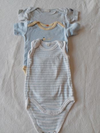 Lot de 3 bodys à manches courtes de taille 3 mois