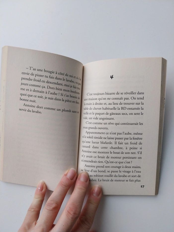 Livre "Le petit garçon qui refusait de parler" pour 9/10A - photo numéro 2