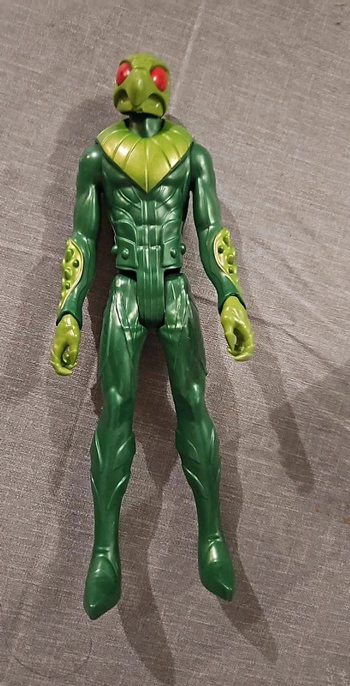 Figurine titan hero série. Vulture