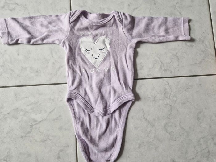 Body 1 mois