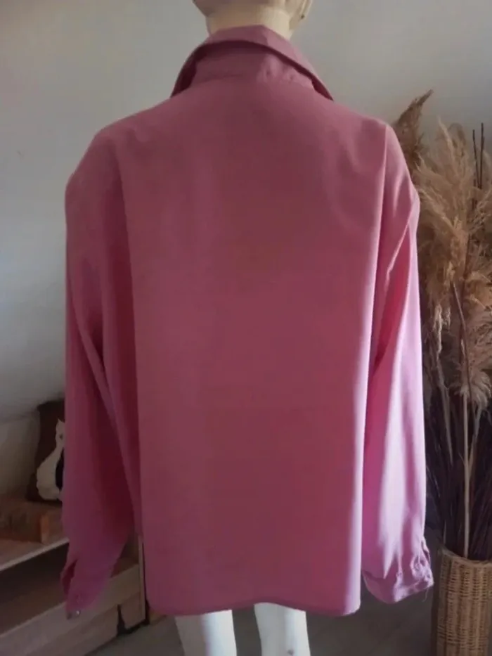 Jolie chemisier manches longues/broderie taille 50 - photo numéro 5