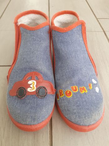 Chaussons gris-rouge