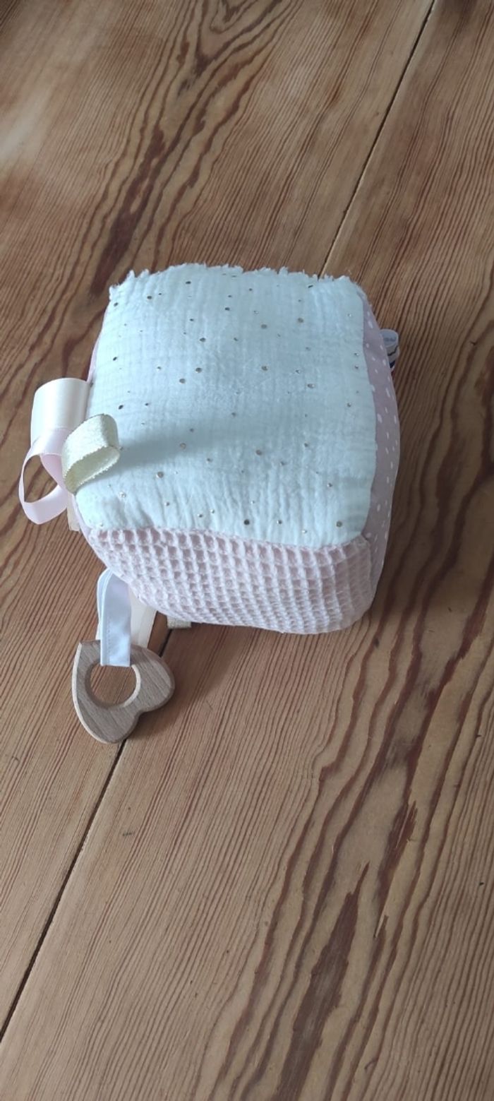 Cube d'éveil bebe fille neuf - photo numéro 4