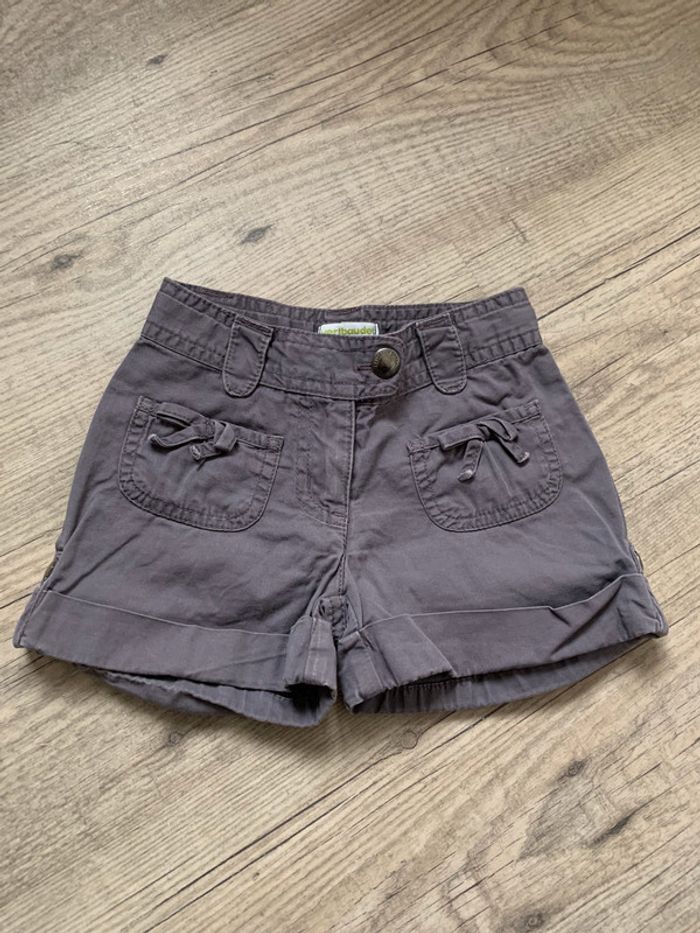 Short 2 ans
