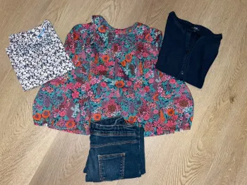 Lot blouses et gilet