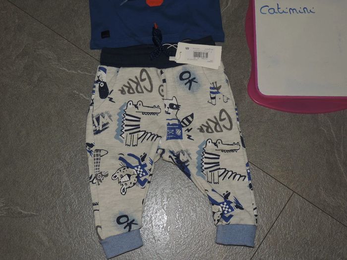 ensemble catimini taille 6 mois neuf - photo numéro 3