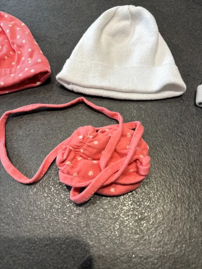 Lot bonnet naissance - photo numéro 3