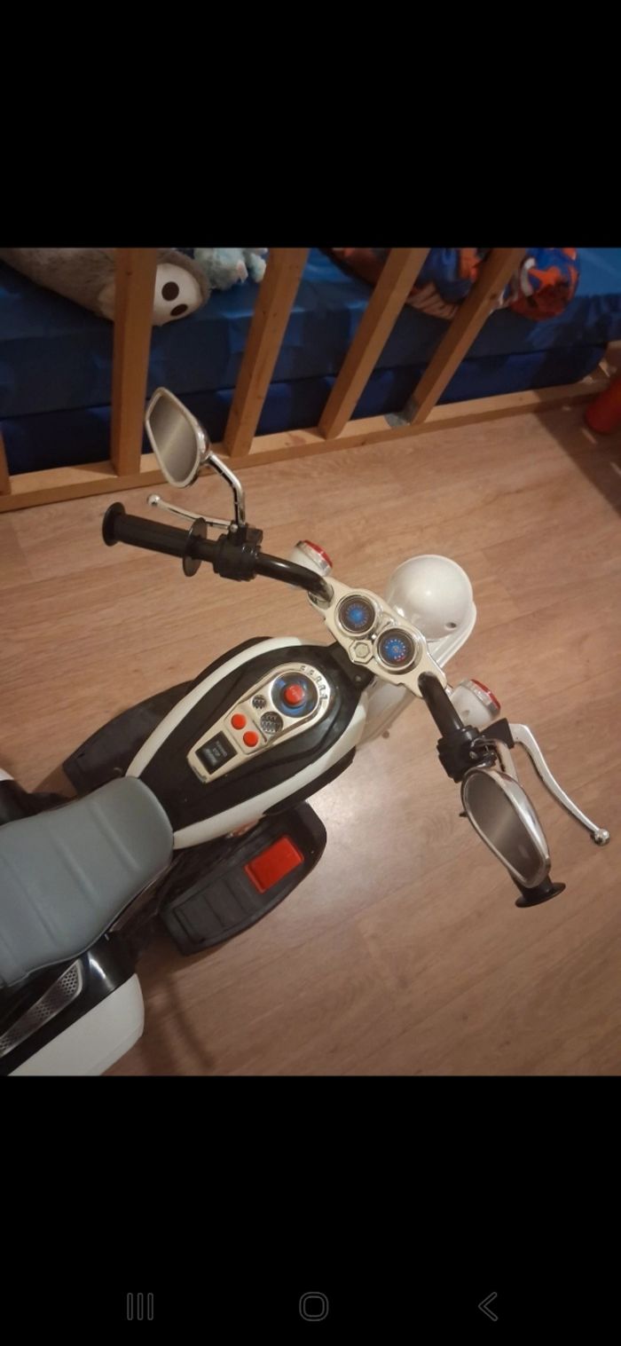 Moto électrique enfant - photo numéro 3