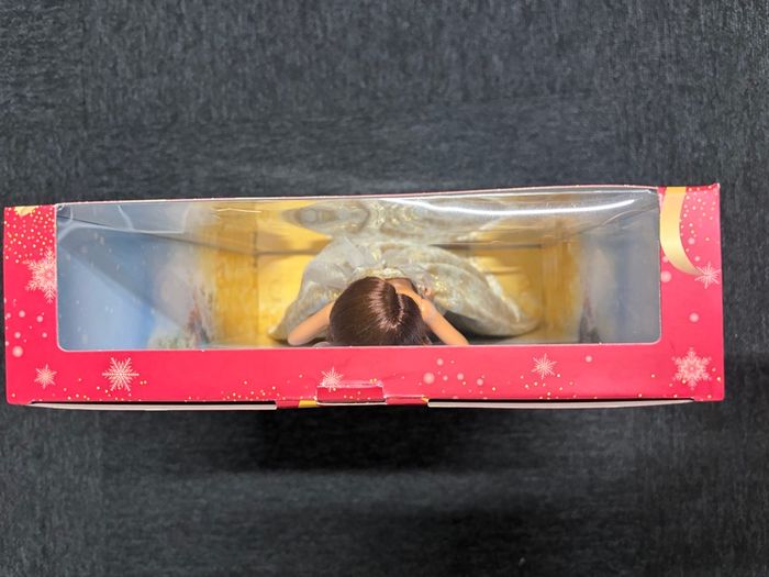 Barbie holiday joyeux Noël  2025 neuve - photo numéro 2