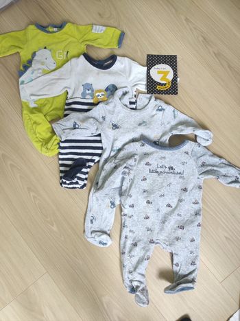 Lot 4 pyjamas 3 mois velour