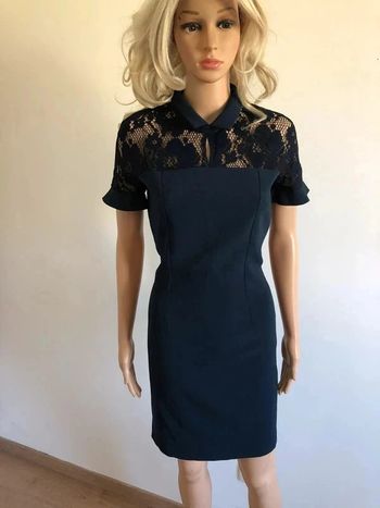 robe bleue marine neuve à manches courtes avec dentelle One Step taille 36 (valeur 145€)
