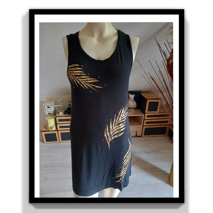Robe noire imprimée or taille 40/42