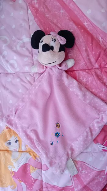 Doudou minnie