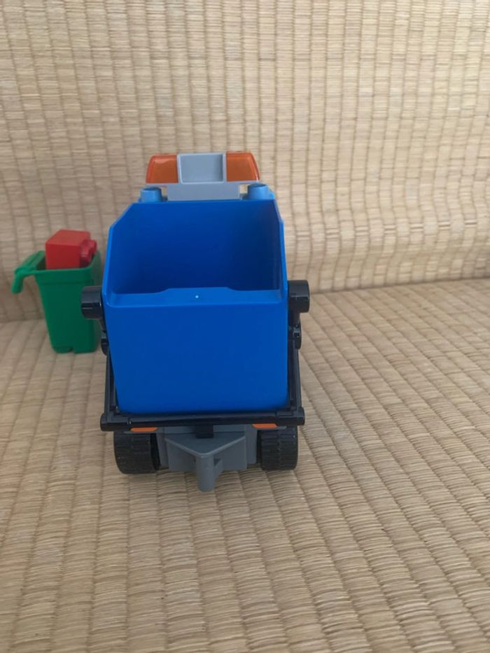 Le camion poubelle 10519 lego duplo - photo numéro 7