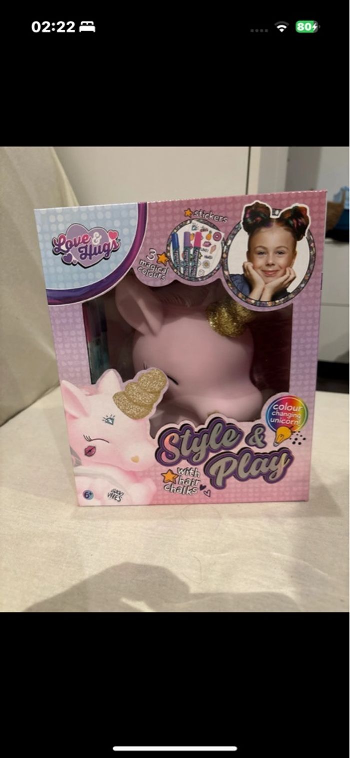 Tête à coiffer et décorer  Licorne
