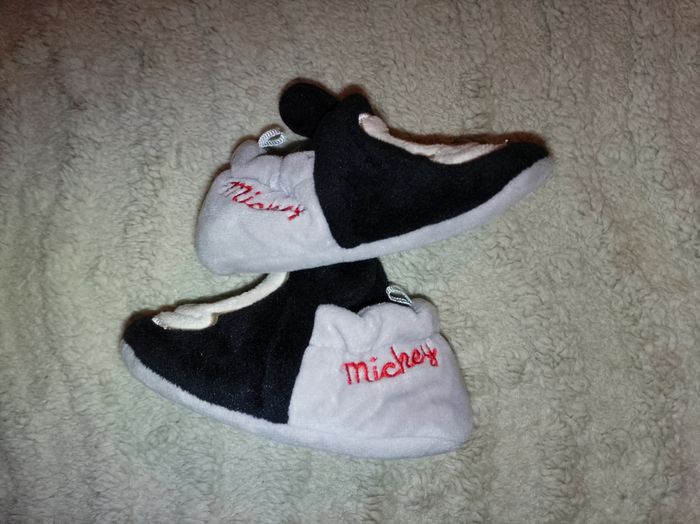 Chaussons bébé - photo numéro 2