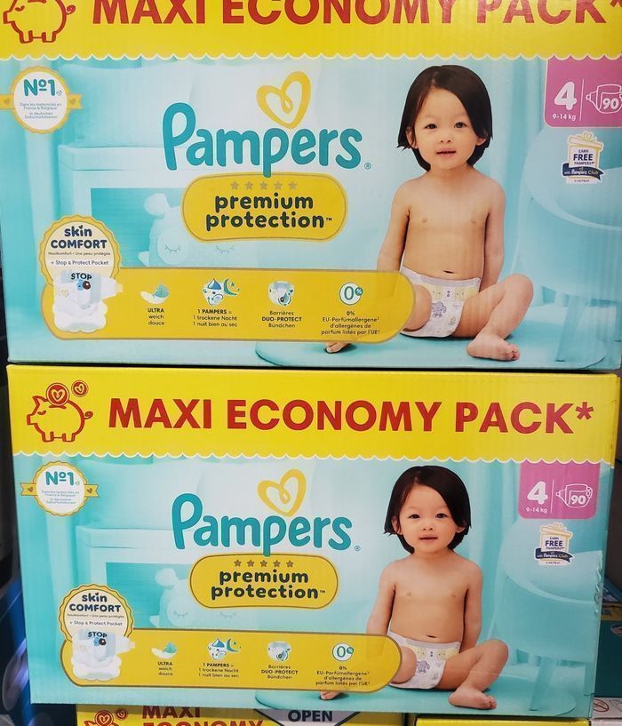 Couches Pampers prenium protection taille 4, 180 Couches.