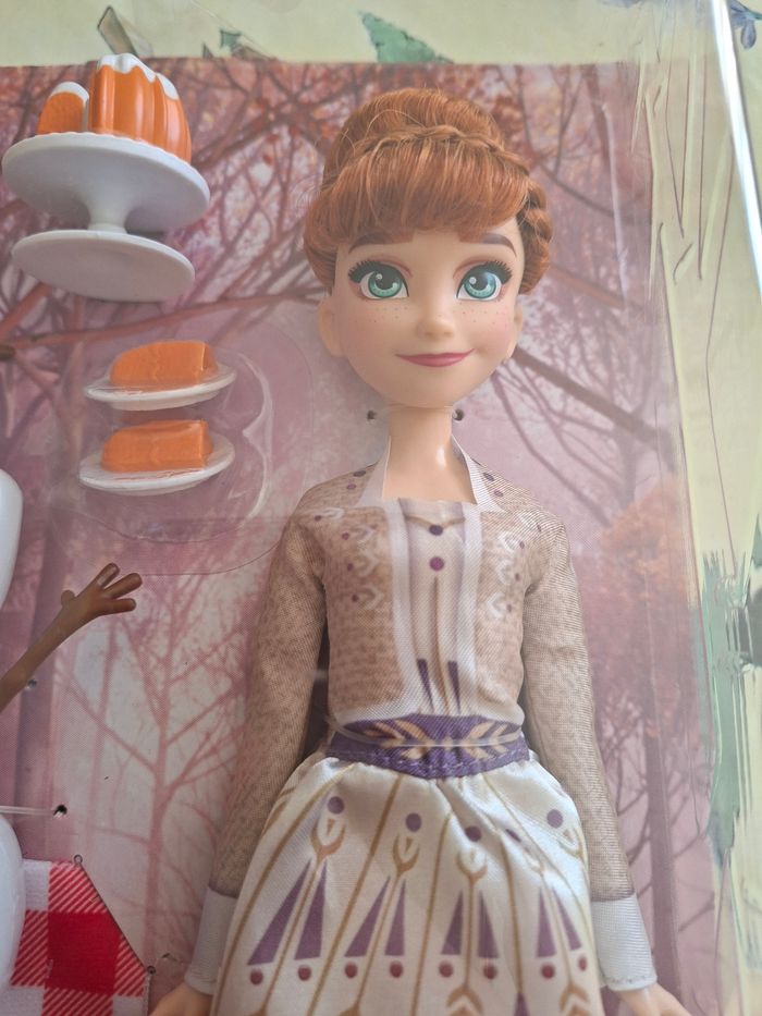 Frozen II - Pique-nique automnal d'Anna et Olaf - photo numéro 2