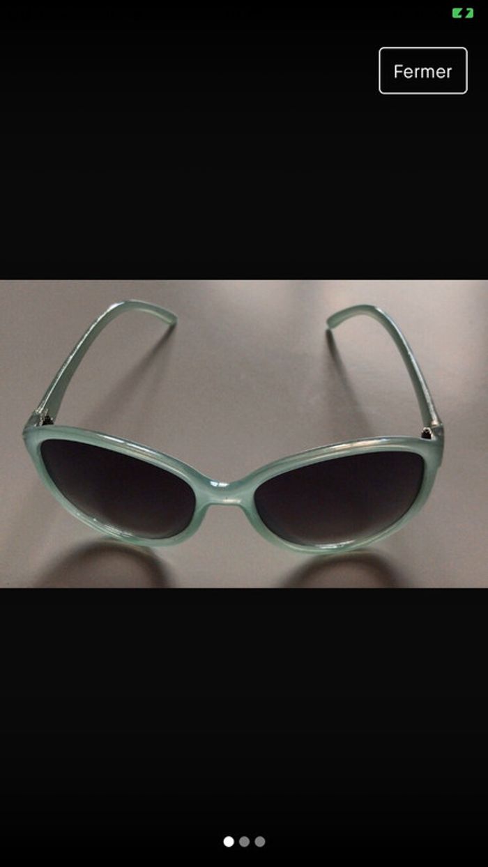Lunette de soleil - photo numéro 2