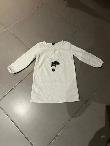 Pyjama (Chemise de nuit) - Kiabi - Nuages / Etoiles / Fille avec un parapluie - Blanc - 4 ans