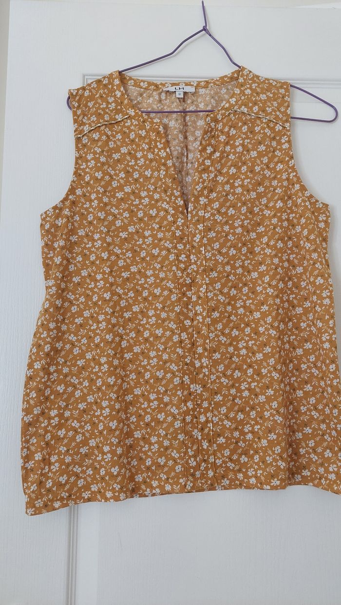 blouse sans manches