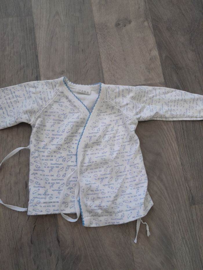 Lot 3 brassières