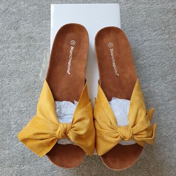 Sandales / Mules femme T38. Neuf Blancheporte