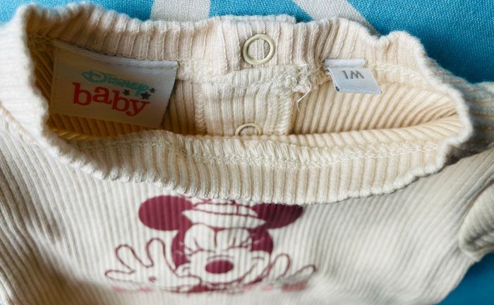 Pull neuf Disney Baby ivoire - 1 mois - photo numéro 4
