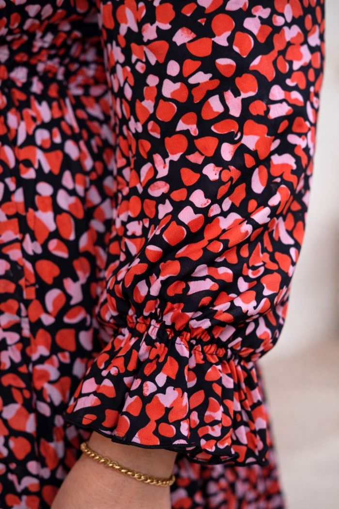 Robe cœurs affolants pétillant rouge rose et noir Femme taille 54 marque Boohoo 💍 - photo numéro 4