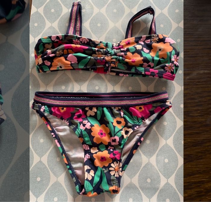 Maillot de bain fille taille 6 ans