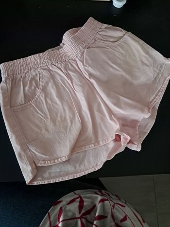 Short léger rose pâle converse 8 ans