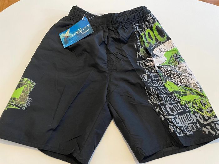 Short de bain noir taille 10 ans survive sport