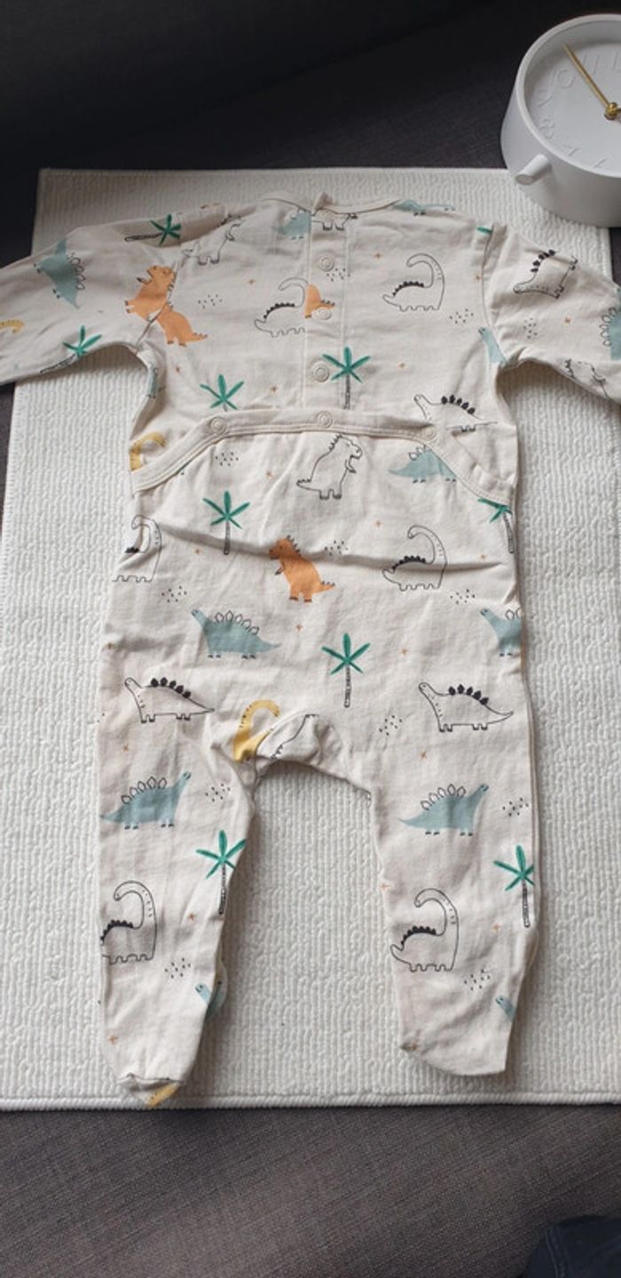 Pyjama fin dino 9 mois - photo numéro 4
