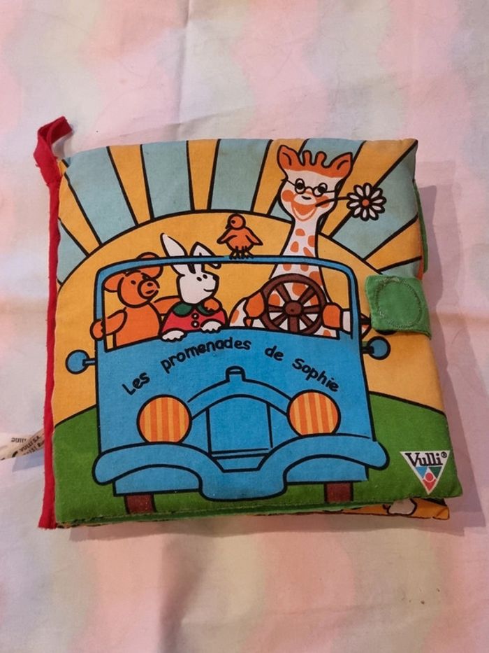Livre en mousse, pour bébé les promenades de Sophie, Vulli