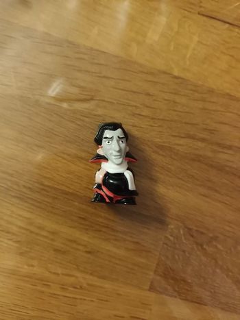 figurine