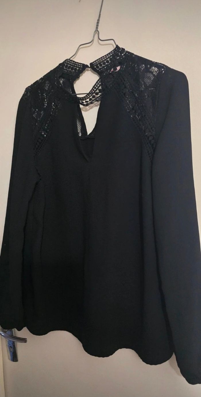 Blouse - photo numéro 2