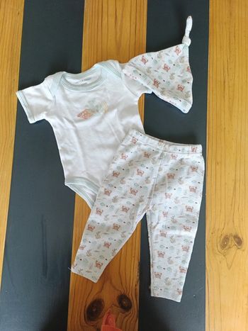 Ensemble pantalon + body + bonnet