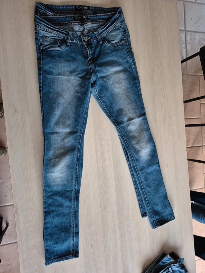 Lot 5 jeans femme taille 40 - photo numéro 4