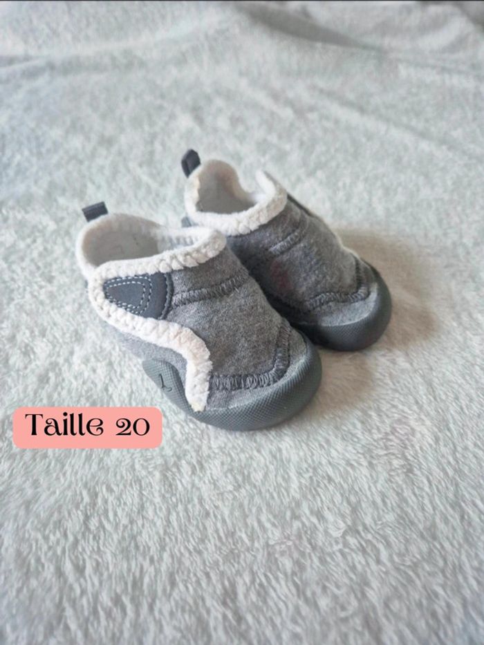 Chausson decathlon bébé taille 20