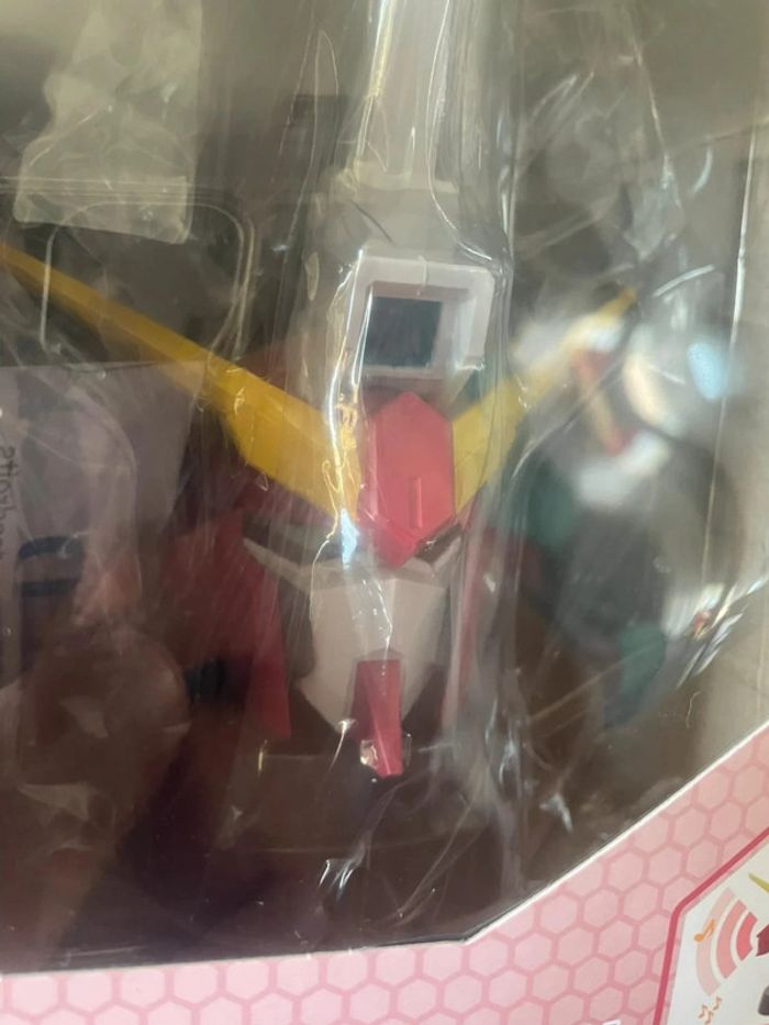 Gundam SEED Freedom – Enceinte Infinite Justice Gundam 10 cm Banpresto - photo numéro 3