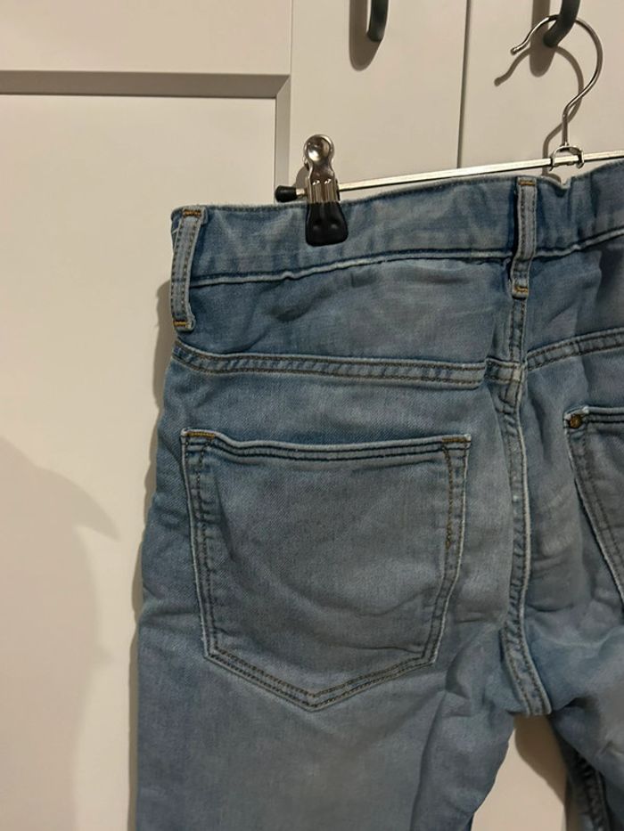 619 – bermuda / short en jean bleu clair H&M - photo numéro 8