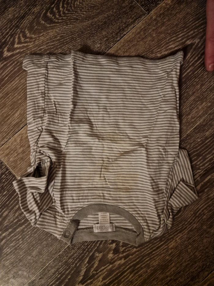 Lot polos et tee-shirt garcon - photo numéro 16