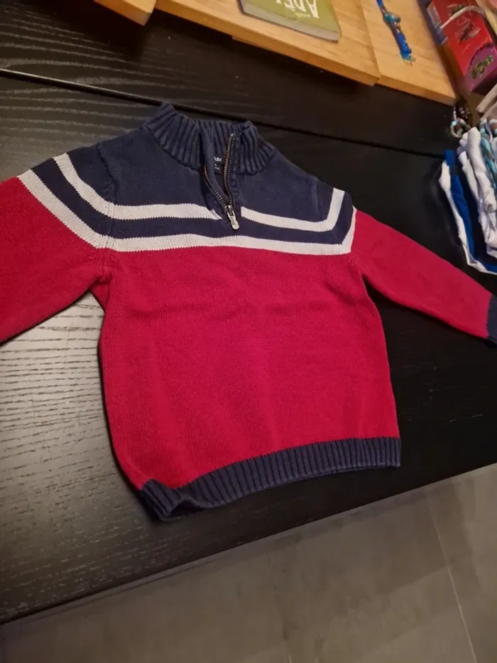 Pull taille 6 ans
