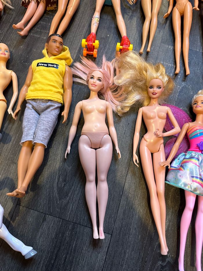 Lots de Barbie - photo numéro 6